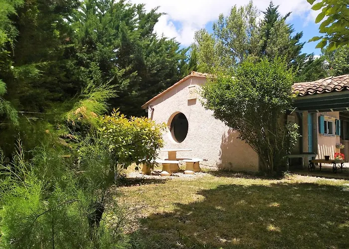 Independante Piscine, Parc, Cuisine... Bed & Breakfast