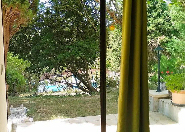 Independante Piscine, Parc, Cuisine... 4*